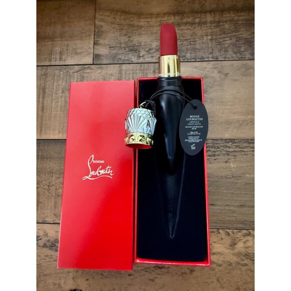 Christian Louboutin Rouge Louboutin 001 Velvet Matte Lipstick NEW - Picture 8 of 10